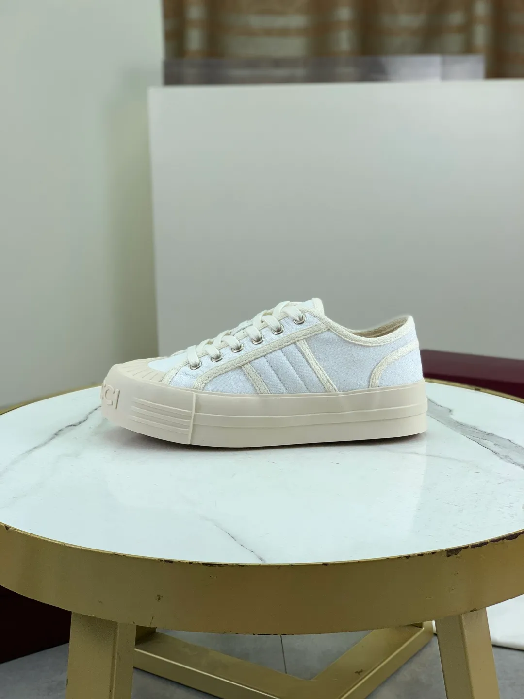 Men's shoes 💰P480 New Gucci thick-soled cloth shoes for women, high-quality version with logo patterned cloth surface, 5mm thick sole, ultra-light shoes, versatile and comfortable.  Fabric: Versatile floral fabric Lining: Versatile canvas Feet: Towel fabric Code number: 35-41 (41 customized) Packaging: Original packaging